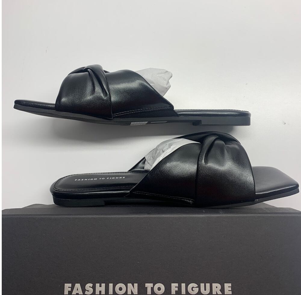 Pamela Fashion To Figure Slip On Sandals Women's 9 Wide